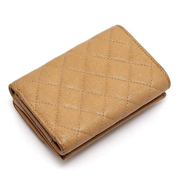 シャネル CHANEL ボーイシャネル マトラッセ 三つ折りコンパクト