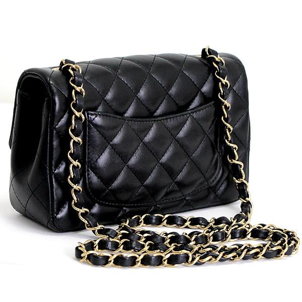 CHANEL ノベルティギフト ショルダー バック マトラッセ　チェーン　20 シャネル チェーンショルダーバッグ ココマーク マトラッセ ライン