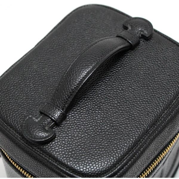 シャネル CHANEL バニティバッグ 化粧ポーチ キャビアスキン 黒