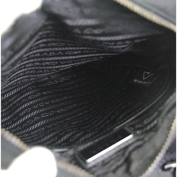 美品 プラダ ショルダーバッグ 三角ロゴ 黒 ナイロン テスート サフィアー 美品 プラダ PRADA 三角ロゴ テスート ショルダーバッグ ナイロン