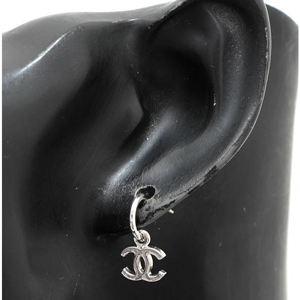 シャネル CHANEL ミニココマーク スイング ピアス シルバー 【66606
