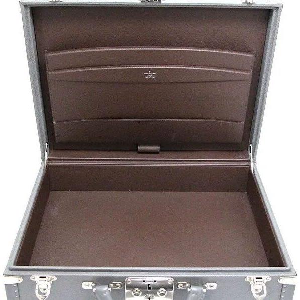 美品 ルイヴィトン Louis Vuitton プレジデントタイガ