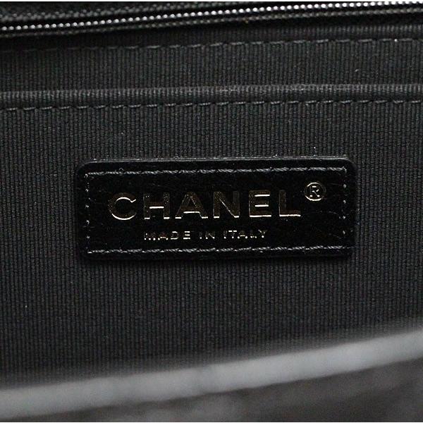 新作未使用 シャネル CHANEL デカマトラッセ40 チェーンショルダー 