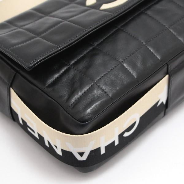 【レア】 シャネル CHANEL チョコバー スポーツライン ショルダーバッグ ラム 黒 6番台 ロゴストラップ 【69711 ...