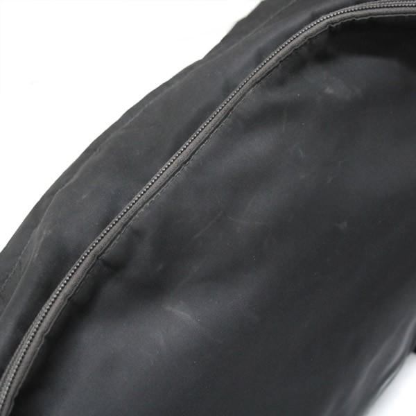 プラダ　ボディバッグ　ナイロン　三角プレート　男女兼用　黒 中古・古着通販】PRADA (プラダ) 三角ロゴプレート ナイロンショルダー