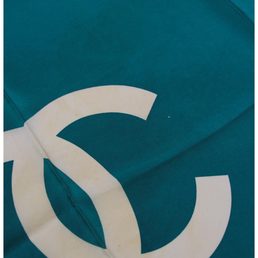 CHANEL ヴィンテージ　大判スカーフ チェーン柄 グリーン シャネル CHANEL ヴィンテージ 大判スカーフ ココマーク チェーン柄