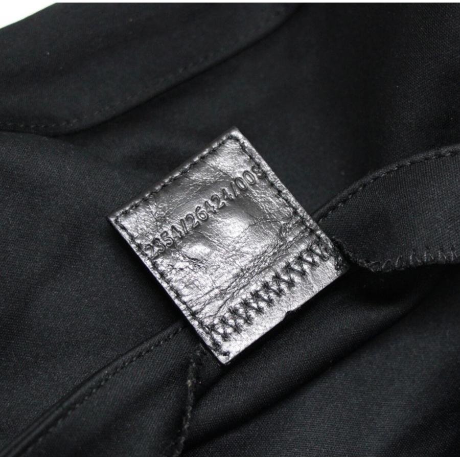 t10【極美品】フェンディ　コットン　ブラック　マンマバケット　ショルダーバッグ フェンディ FENDI マンマバケット ショルダーバッグ サテン 黒 【72625