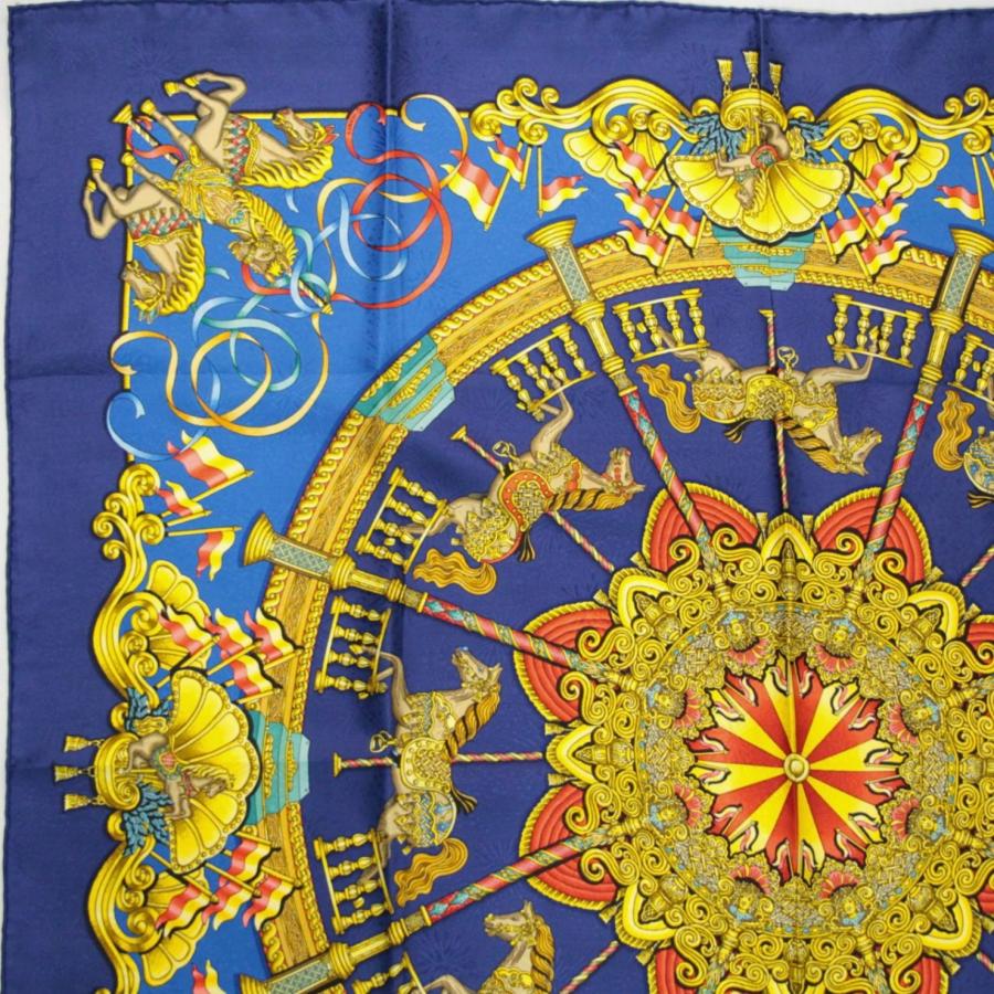美品 エルメス HERMES カレ90 LUNA PARK 遊園地 大判スカーフ 馬 メリーゴーランド シルク100% 青系 ブルー 【76548】 |  | 01
