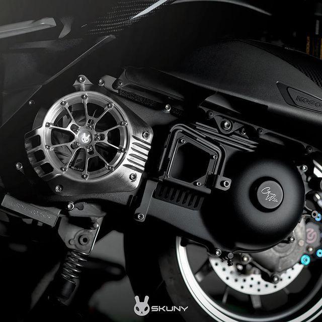 YAMAHA SKUNYクランクケースミッションセンターカバー 6型 YAMAHA SKUNYクランクケースミッションセンターカバー 6型