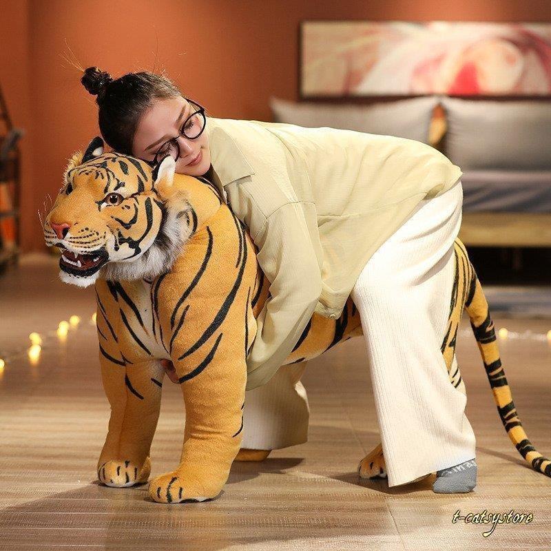 新入荷！ ぬいぐるみ　とら　タイガー　座れる　アニマルスツール　リアル　かっこいい 【PE1171995463】(40960円)