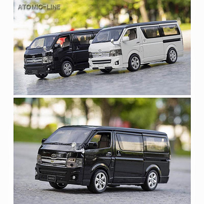 ハイエース　ミニカー Amazon | ダイヤペット 1/36スケール トヨタ ハイエースDK-5118