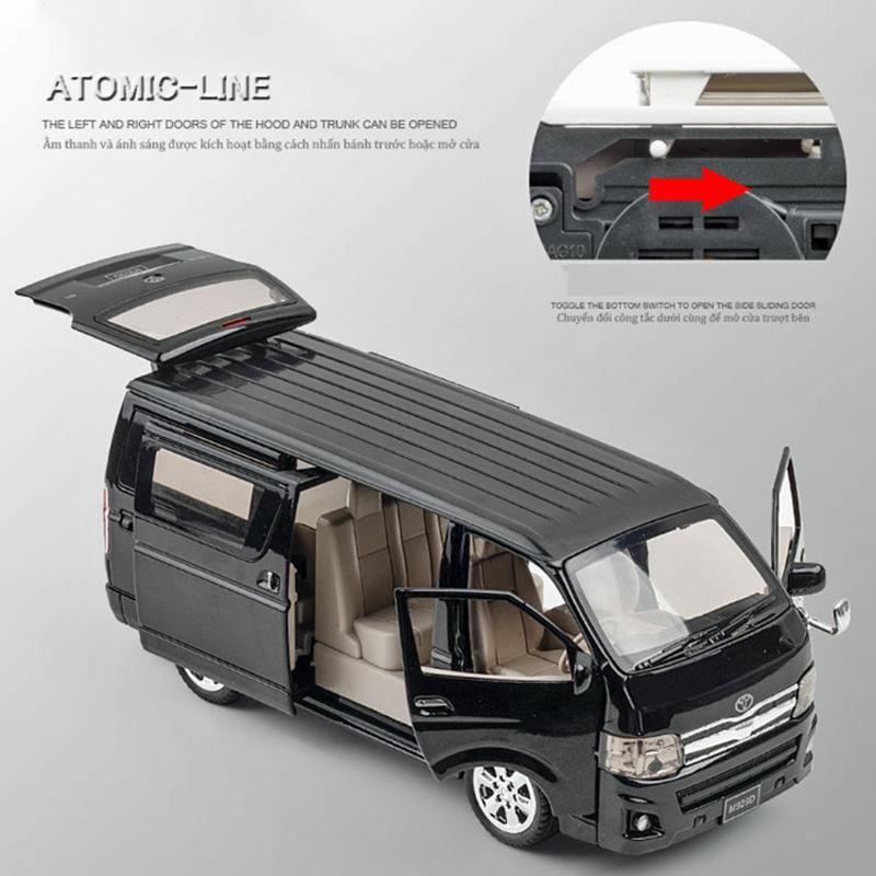 トヨタ（TOYOTA） ハイエース 全2色 ミニカー 1/32 ライト点灯