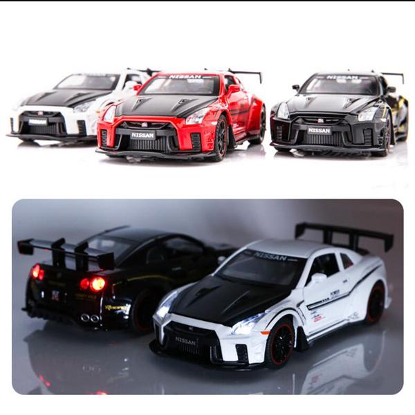 日産 GTR ニスモ R35 スーパーGT 1/32 ミニカー 全3色 ライト点灯 エンジンサウンド 模型 合金モデル｜atomic-line｜06