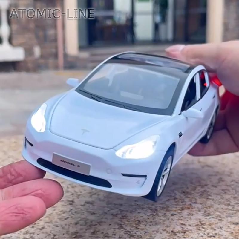 テスラ MODEL3 1/24 ミニカー 全3色 ライト点灯 エンジンサウンド 合金 
