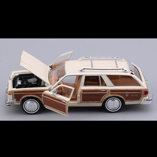 Neoネオ/Chryslerクライスラー タウン&カントリー 1/43 絶版 アメリカ的なるもの ～NEO '76 Chrysler Town & Country | 1