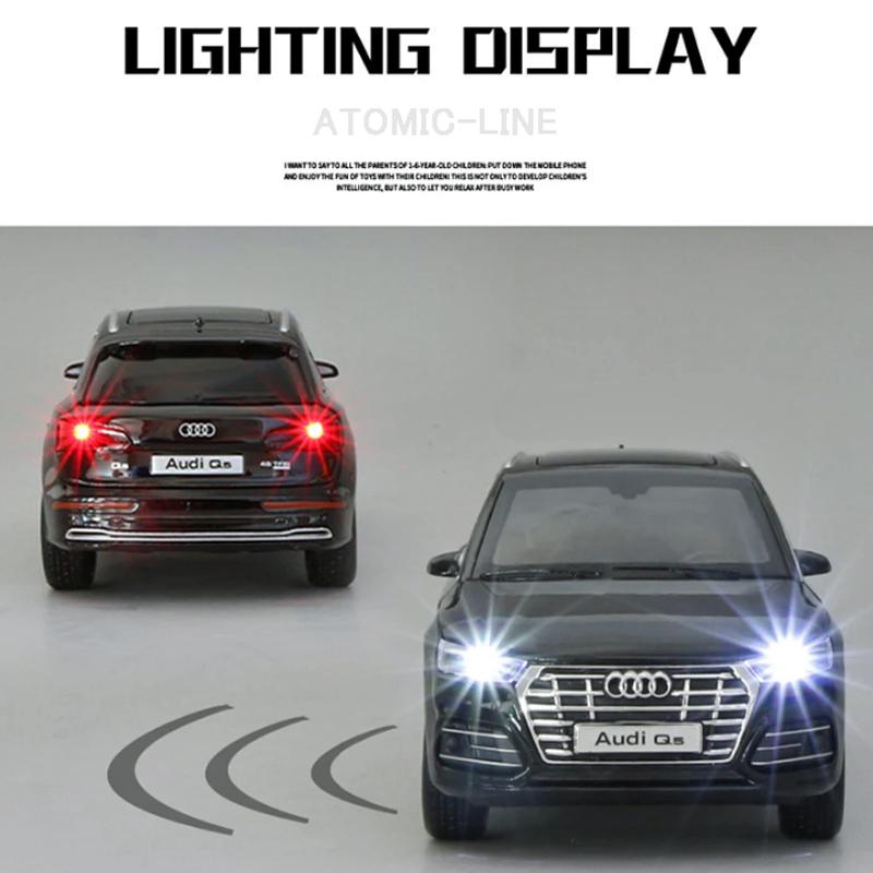 AUDi アウディ Q5 1/32 ミニカー 全3色 ライト点灯 エンジン