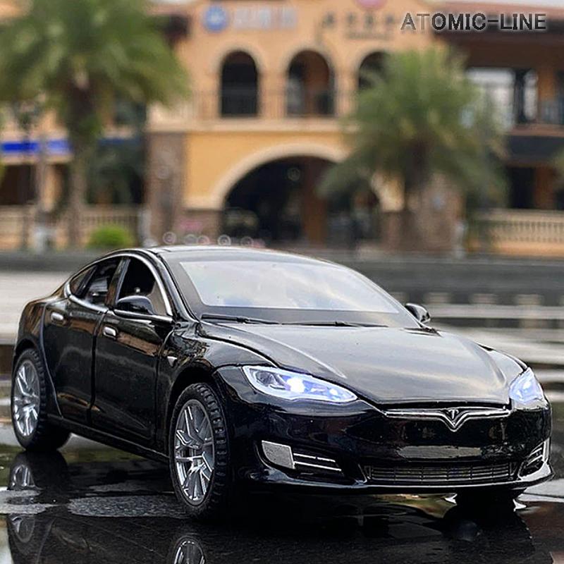 テスラ MODEL S 1/32 ミニカー 全4色 ライト点灯 エンジンサウンド