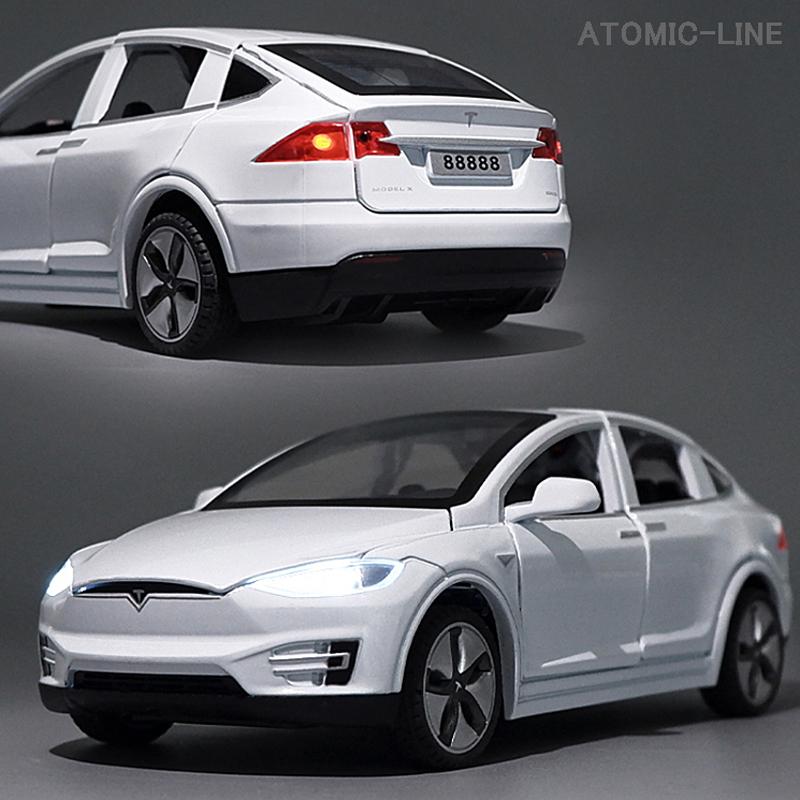 テスラ MODEL X 1/32 ミニカー 全4色 ライト点灯 エンジンサウンド