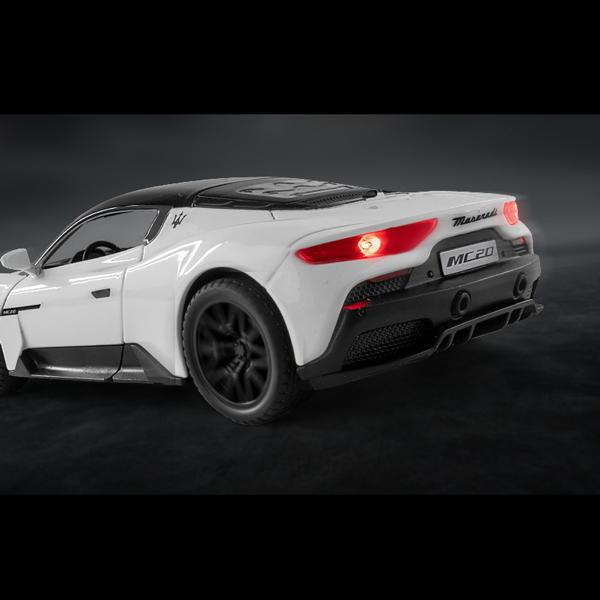 Maserati（マセラティ） MC20 1/32 ミニカー 全4色 ライト点灯