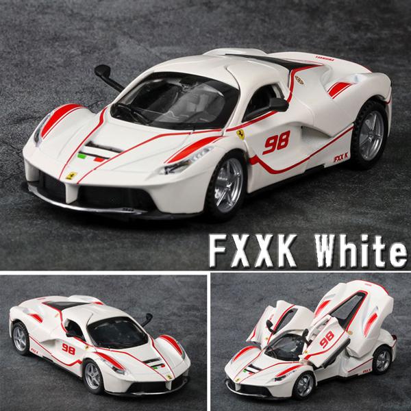 Ferrari フェラーリ laferrari fxxk 1/32 ミニカー 全7色 ライト
