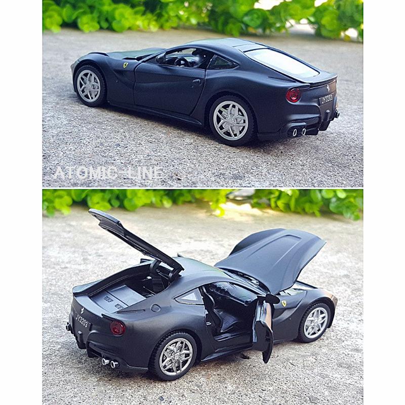 Ferrari フェラーリ F12 ベルリネッタ 1/32 ミニカー 全5色