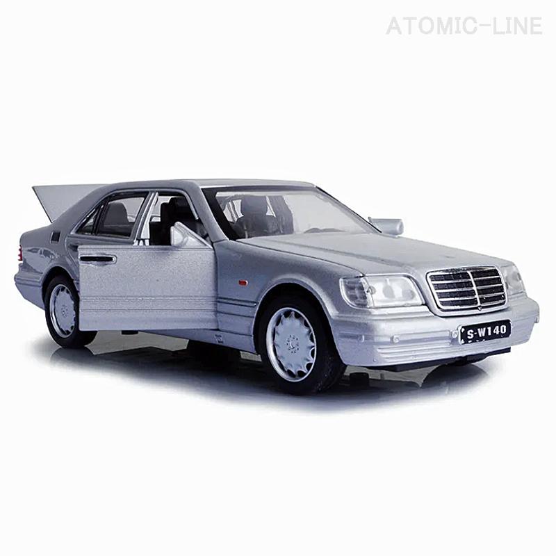 ミニカー masalkeya700 Toyota LAND CRUISER 200 ZX (2015) カッパーブラウンマイカ