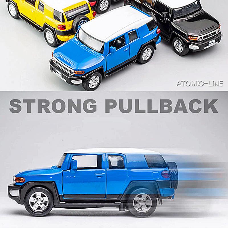 トヨタ FJ クルーザー 1/32 ミニカー 全2色 ライト点灯 合金