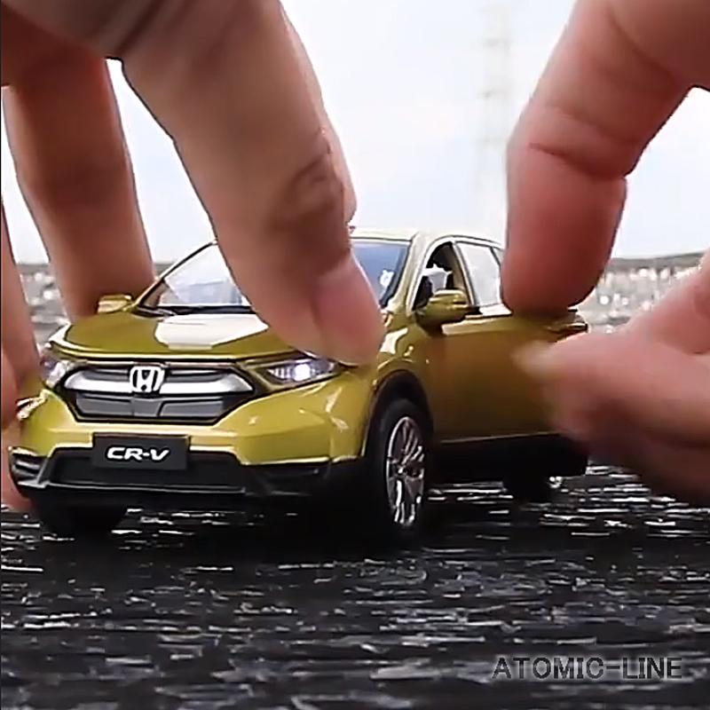 ホンダ（HONDA） CR-V 1/32 ミニカー 全3色 ライト点灯 エンジン