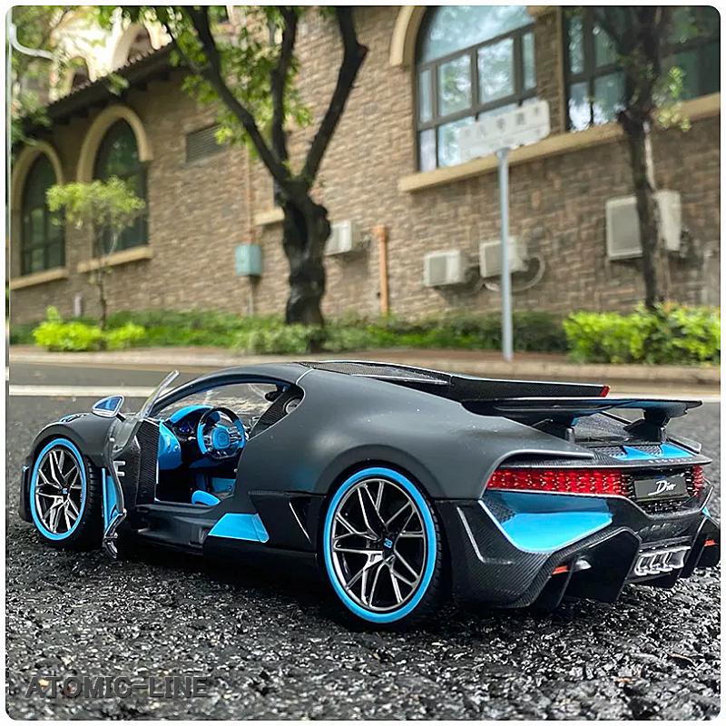 ブガッティ DIVO ディーヴォ 1/32 ミニカー 全4色 ライト点灯