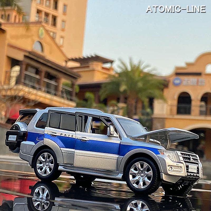【新品】1/18 三菱 パジェロ pajero Amazon.co.jp: 最高の贈り物 1/18三菱パジェロクラシックグッズ