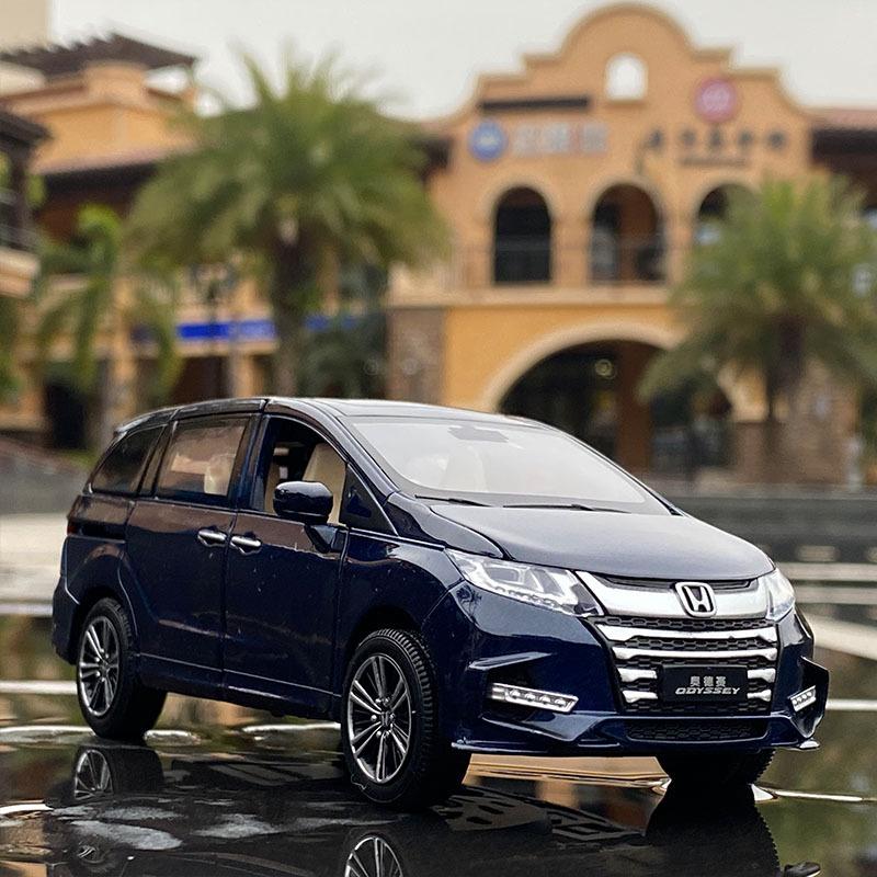 ホンダ HONDA オデッセイ 1/32 ミニカー 全4色 ライト点灯 ホンダ HONDA オデッセイ 1/32 ミニカー 全4色 ライト点灯