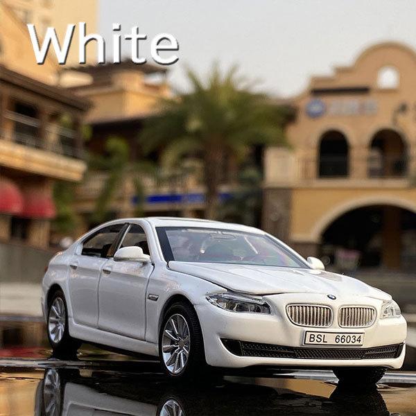 BMW 5シリーズ 535i 1/32 ミニカー 全3色 ライト点灯 エンジン