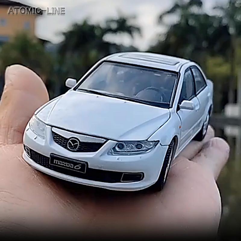 マツダ（Mazda） MAZDA6 1/32 ミニカー 全4色 ヘッドライト点灯 合金
