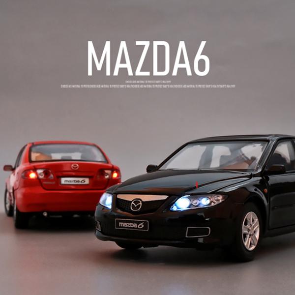 マツダ（Mazda） MAZDA6 1/32 ミニカー 全4色 ヘッドライト点灯 合金