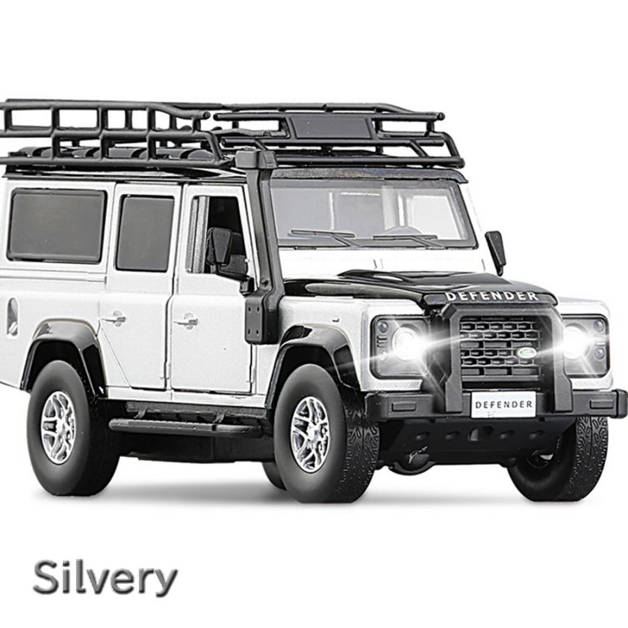 LAND ROVER ディフェンダー 1/32 ミニカー 全5色 ライト点灯 エンジン
