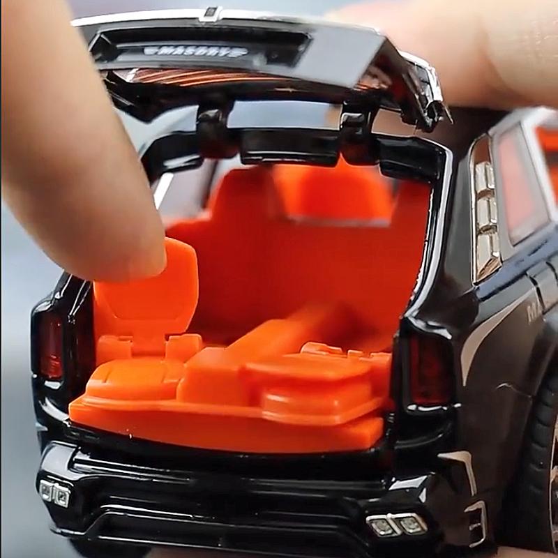 ロールスロイス カリナン MANSORY 1/32 ミニカー 全3色 ライト ロールスロイス カリナン MANSORY 1/32 ミニカー 全3色 ライト