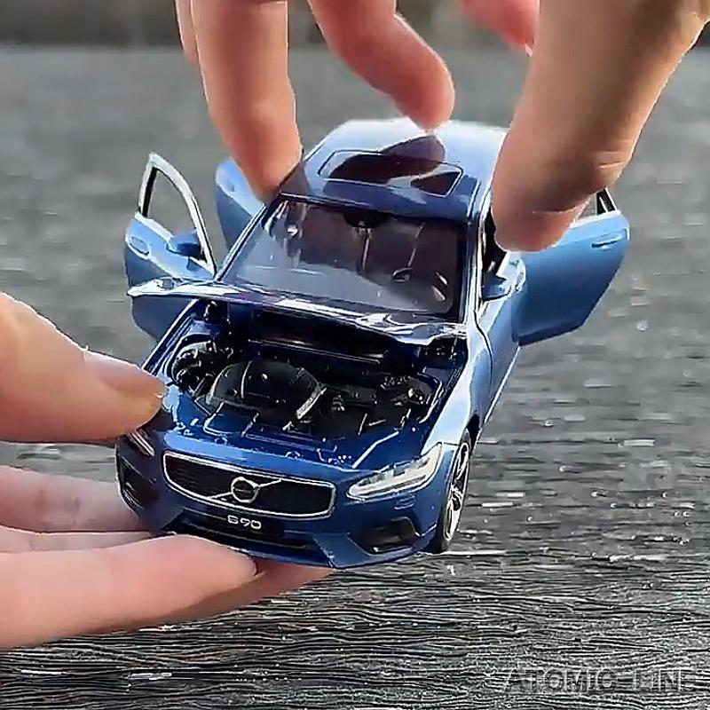 VOLVO ボルボ S90 1/32 ミニカー 全5色 ライト点灯 エンジン