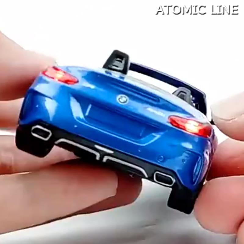 BMW Z4 M40i ミニカー 1/32 全3色 ライト点灯 エンジンサウンド
