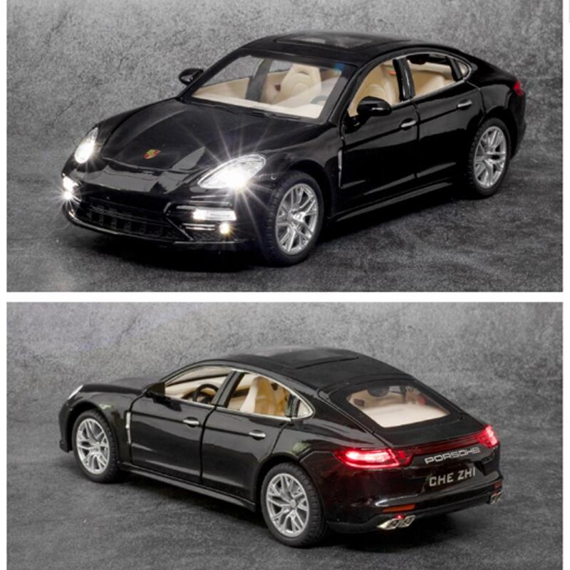 PORSCHE DESIGN ポルシェ パナメーラ 1/24 ミニカー 全3色 ライト点灯