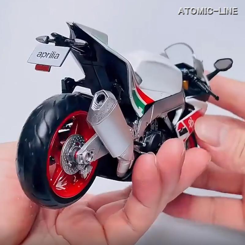 1/18オートバイバイクモデル玩具アプリリアRSV4ファクトリー用