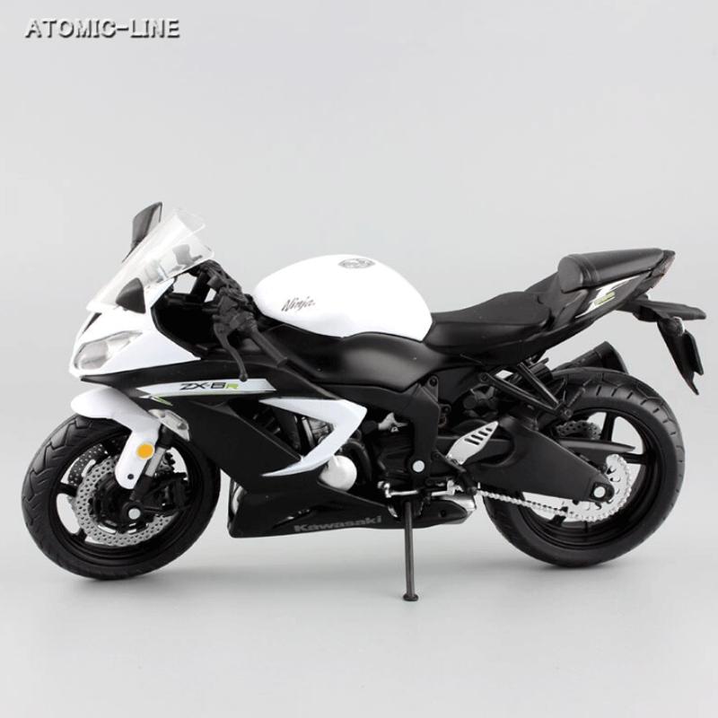 ミニカー KAZU Amazon.co.jp: True Scale Miniatures Model Car 日産