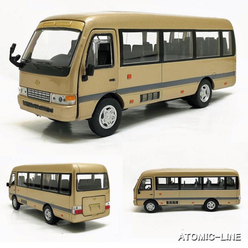 トヨタ（TOYOTA） コースター バス 1/32 ミニカー ライト点灯 エンジン