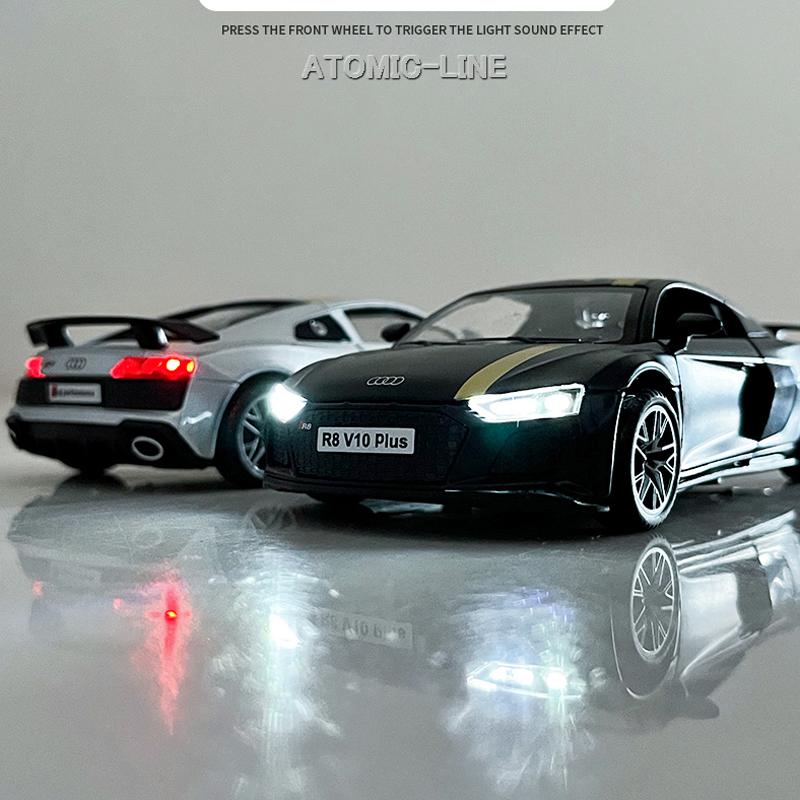 アウディ R8 V10 Plus 1/32 ミニカー 全4色 ライト点灯 エンジン