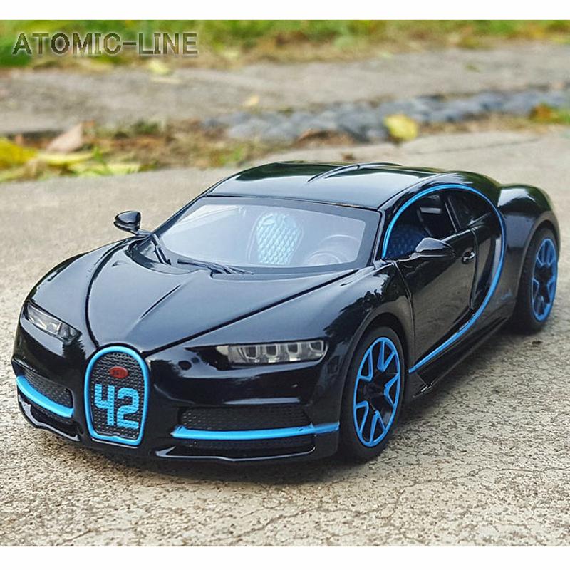 ブガッティ シロン 1/32 ミニカー 全3色 ライト点灯 エンジン