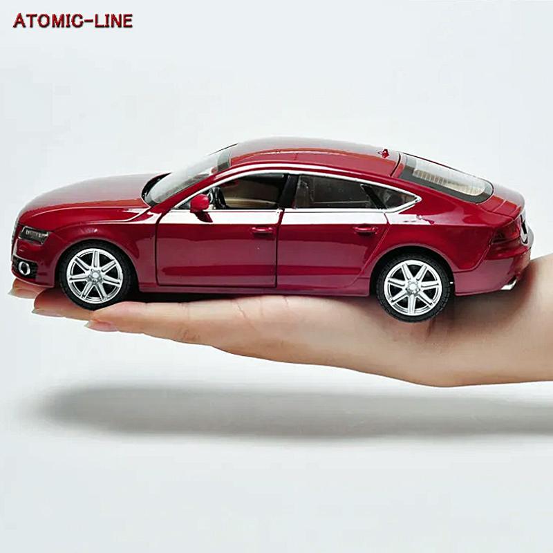 AUDI アウディ A7 1/24 ミニカー 全2色 ライト点灯 エンジン AUDI アウディ A7 1/24 ミニカー 全2色 ライト点灯 エンジン