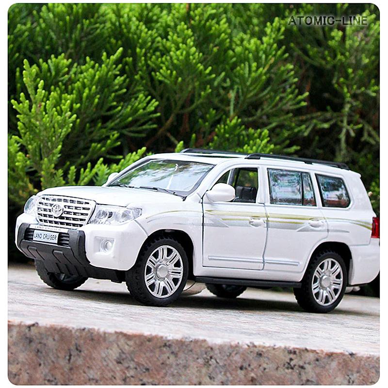 トヨタ（TOYOTA） ランドクルーザー PRADO 1/32 ミニカー 全2色 ライト