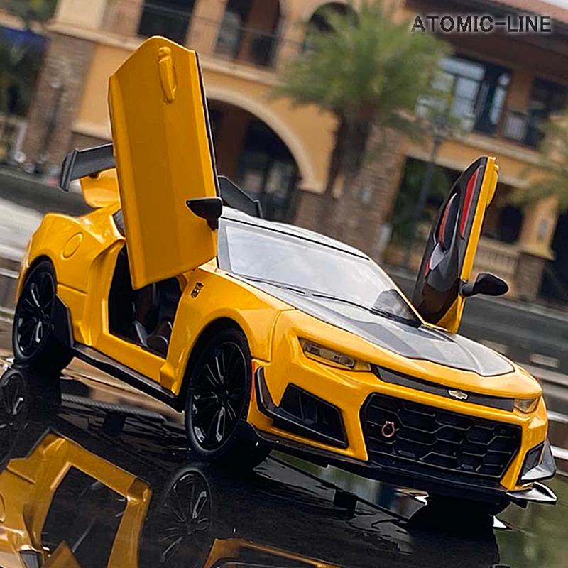 シボレー カマロ 1/24 ミニカー 全3色 ライト点灯 エンジン