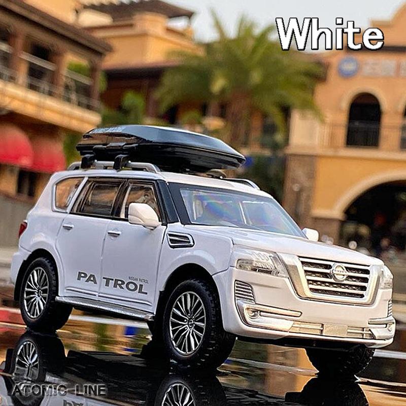 日産（NISSAN） サファリ PATROL 1/32 ミニカー 全3色 ライト点灯
