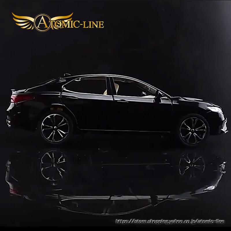 トヨタ（TOYOTA） カムリ 1/24 ミニカー 全3色 ライト点灯 エンジン