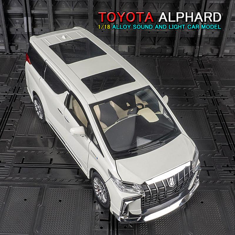 トヨタ（TOYOTA） アルファード 1/18 ミニカー 全2色 ライト点灯